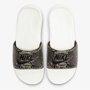 Women's Nike Victori One "Snakeskin" Print Slides, NWT